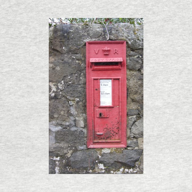 Traditional Red British Post Box in Wall [Royal Mail] by grantwilson